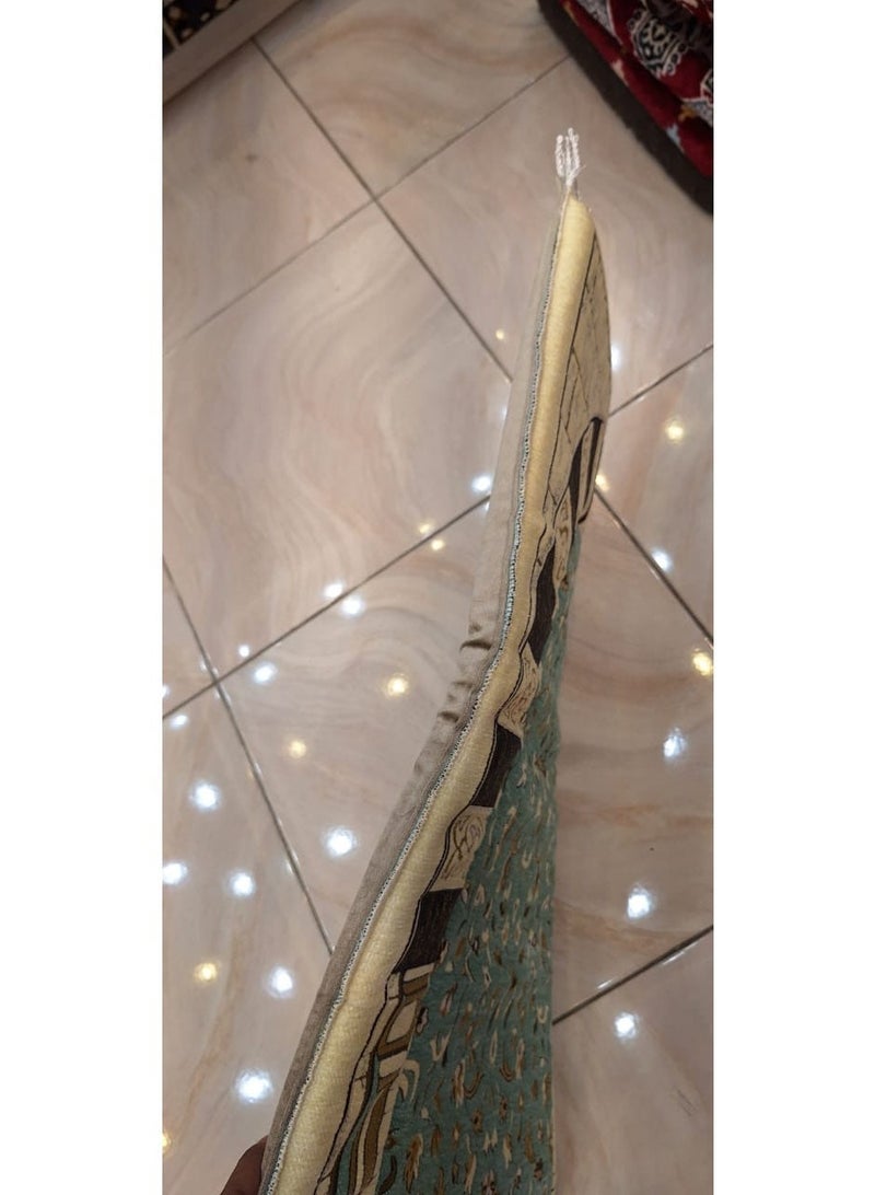 MISK Prayer mat measuring 110*67 cm, 3 cm thick - Image 3